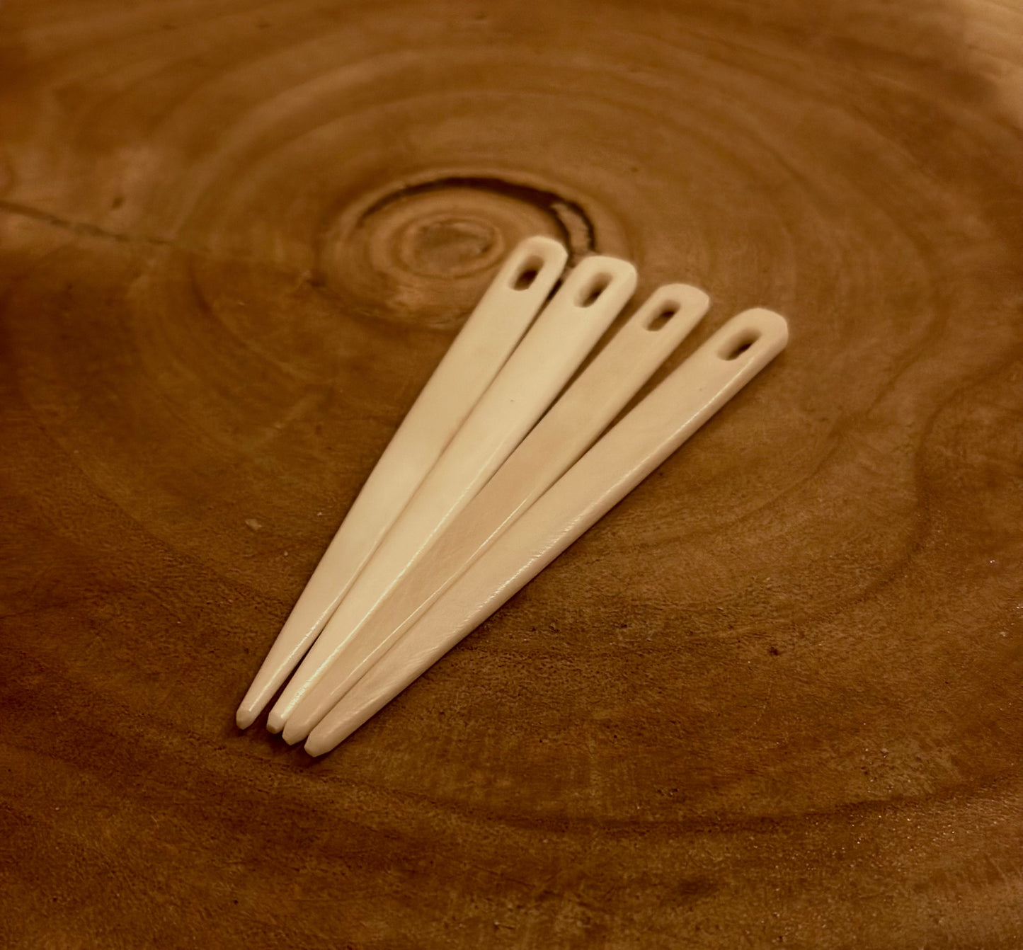 Naal binding needle